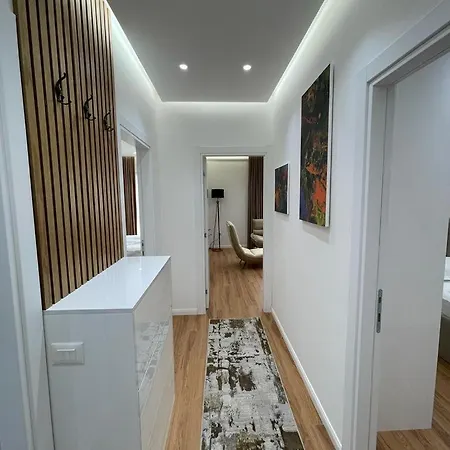 Arlis New Apartment